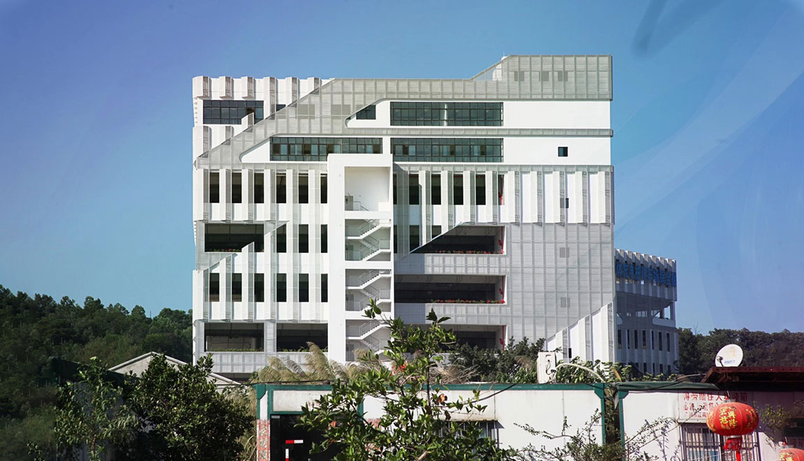 廣州石馬立體充電樁停車場